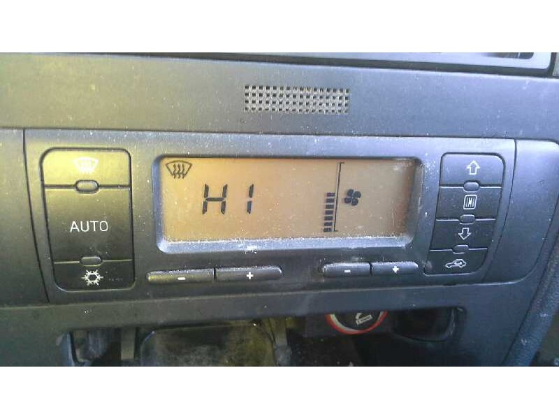 seat toledo (1m2) del año 2000