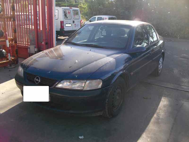 opel vectra b berlina del año 1998