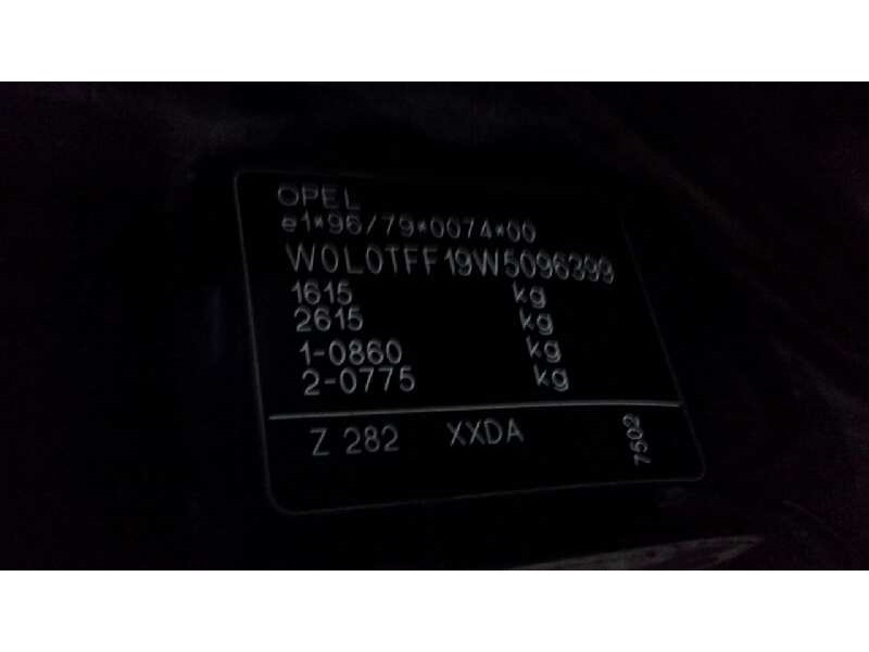 opel astra f berlina del año 1997