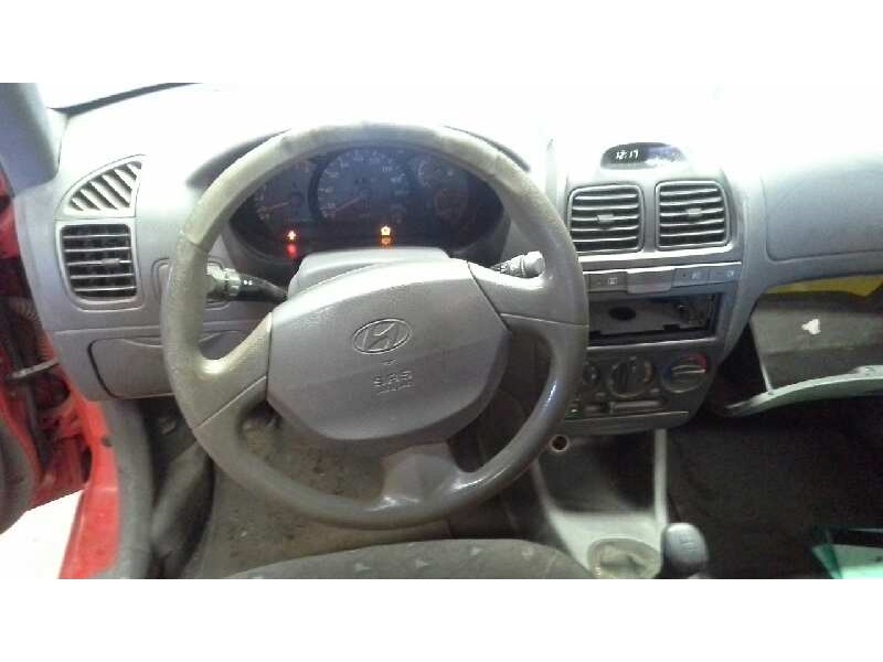 hyundai accent (lc) del año 2000