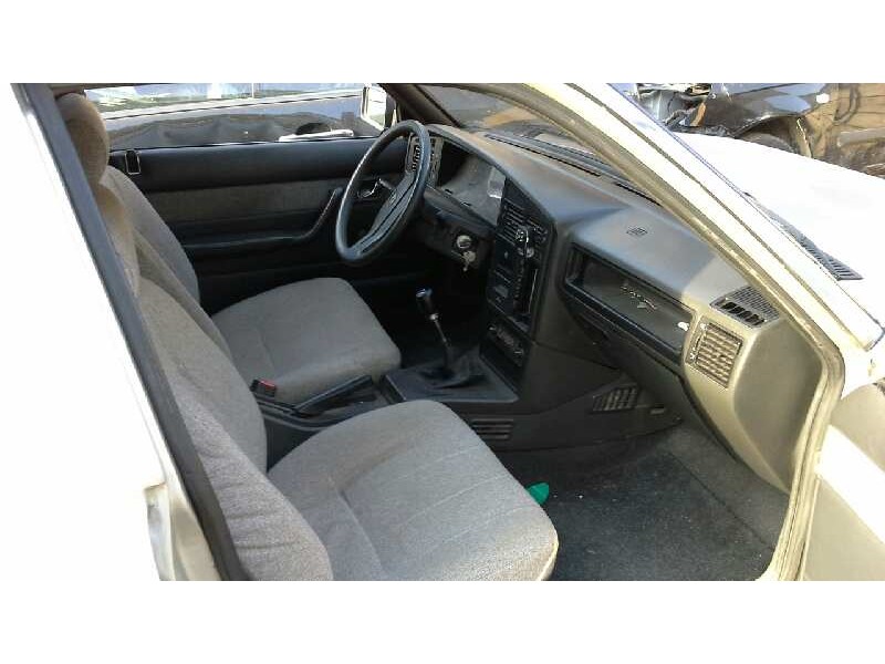 peugeot 505 break/familial del año 1987