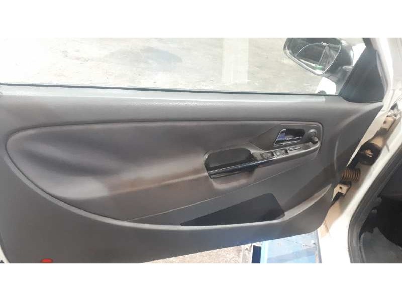 seat ibiza (6k1) del año 2000