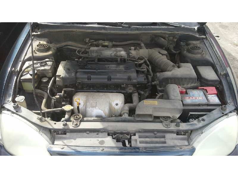 hyundai lantra berlina (rd) del año 2000