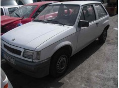 opel corsa a del año 1990
