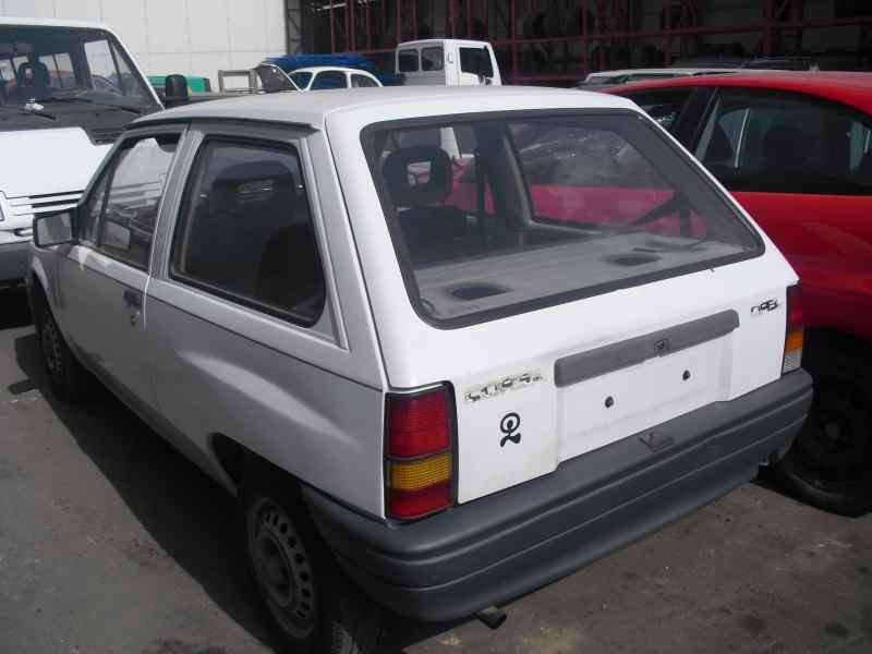 opel corsa a del año 1990