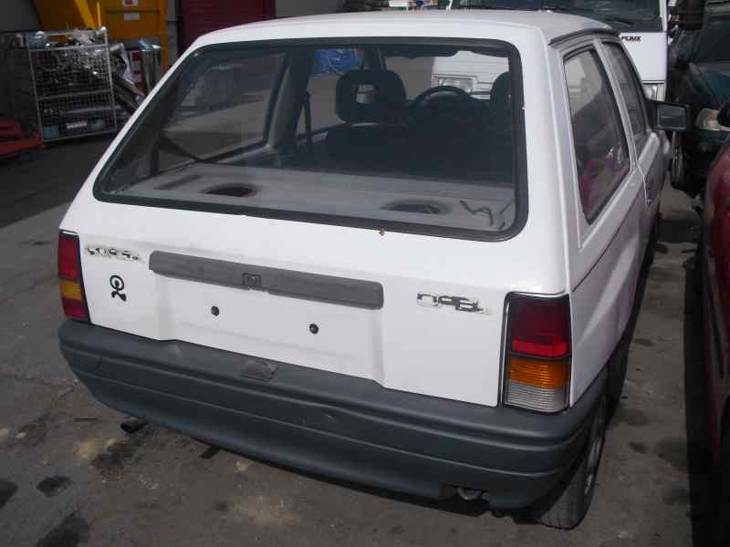 opel corsa a del año 1990