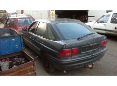 ford escort berlina/turnier del año 1994 2