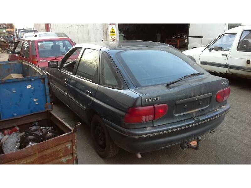 ford escort berlina/turnier del año 1994