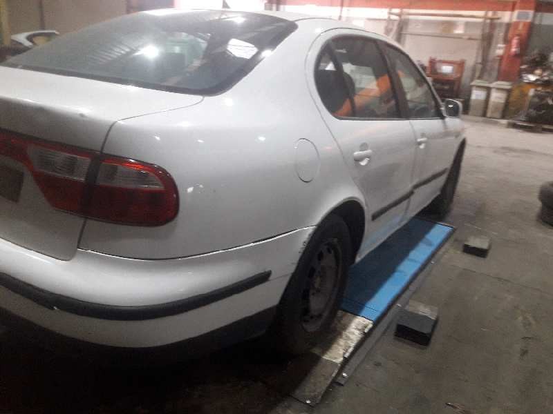 seat toledo (1m2) del año 1999