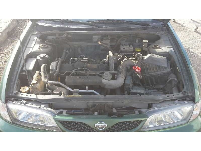 nissan almera (n15) del año 2000