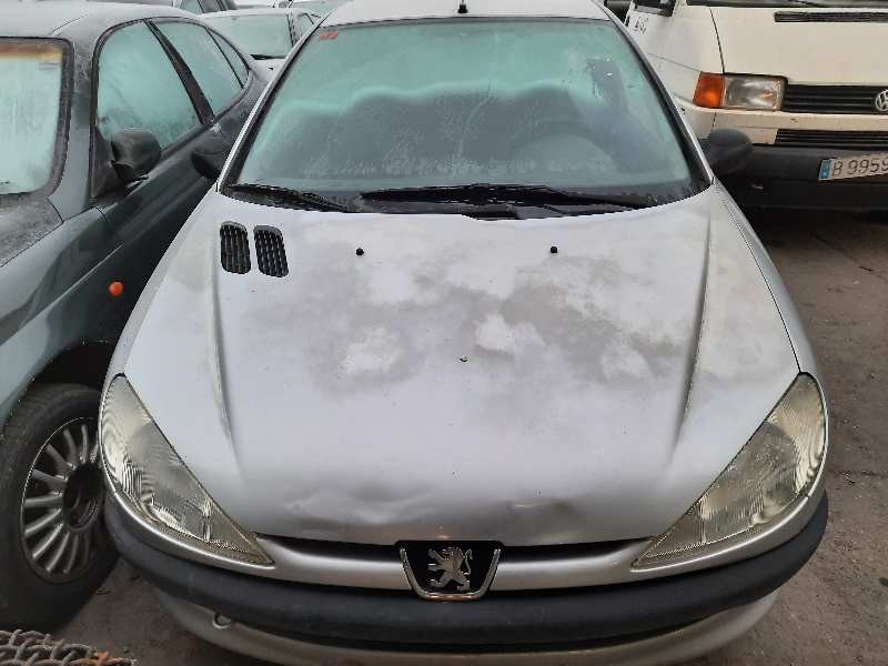 peugeot 206 berlina del año 1999