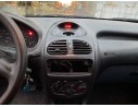 PEUGEOT 206 BERLINA