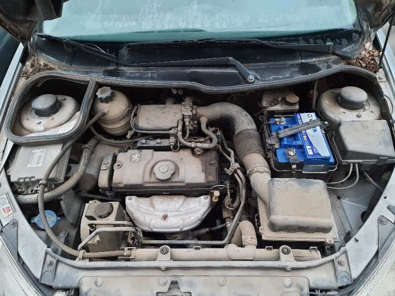 peugeot 206 berlina del año 1999