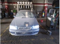 volvo s40 berlina del año 1997