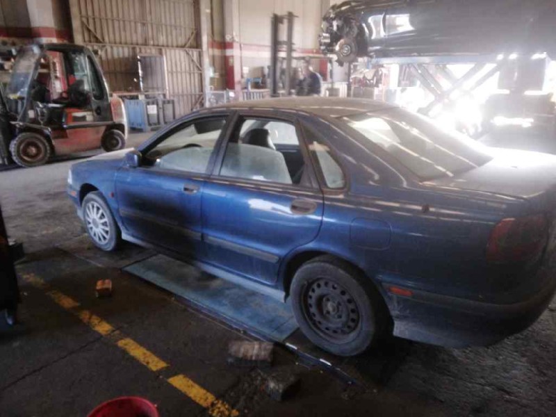 volvo s40 berlina del año 1997