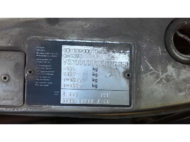 opel corsa a del año 1988