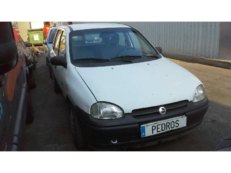 opel corsa b del año 1996