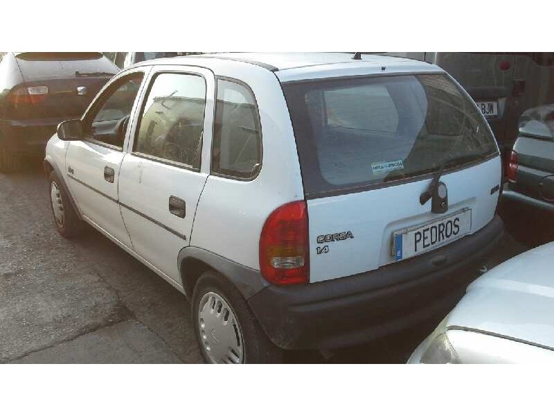 opel corsa b del año 1996