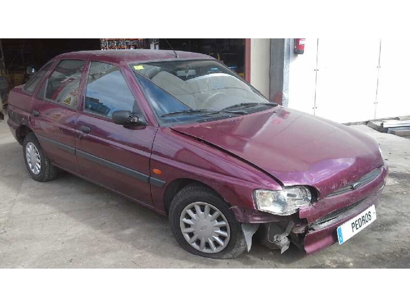 ford escort berlina/turnier del año 1996