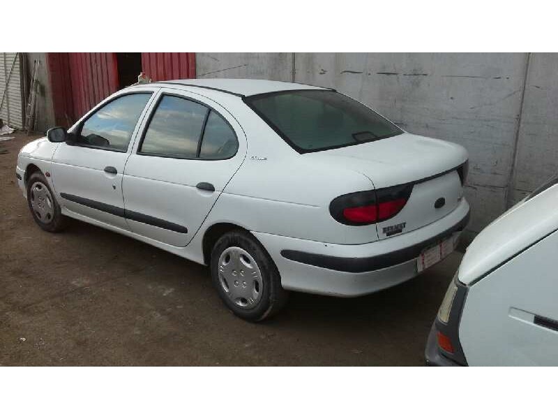 renault megane i classic (la0) del año 1998