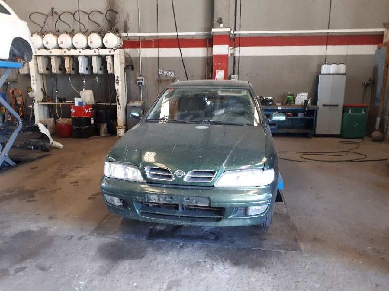nissan primera berlina (p11) del año 1997