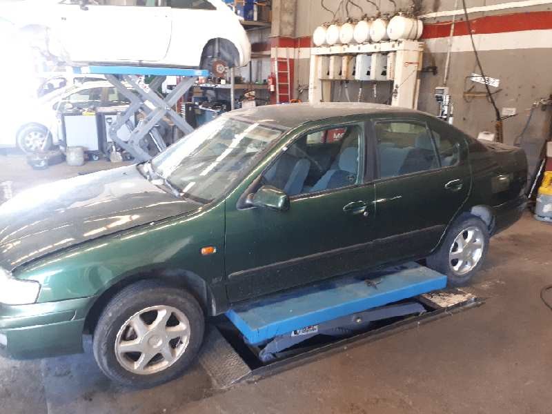 nissan primera berlina (p11) del año 1997