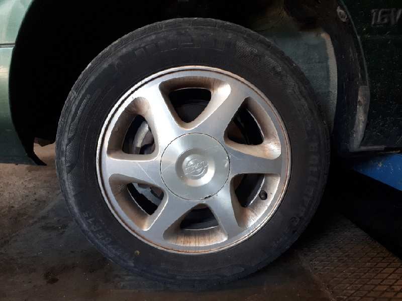 nissan primera berlina (p11) del año 1997