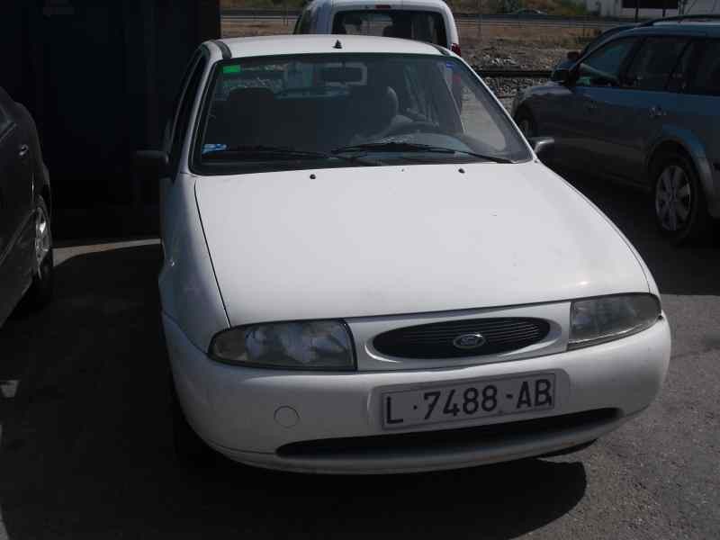 ford fiesta berlina del año 1997
