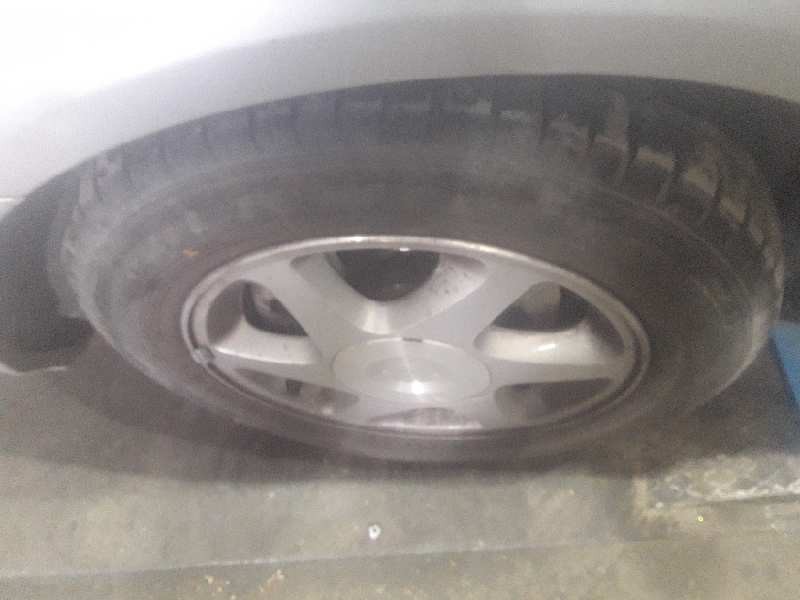 nissan primera berlina (p11) del año 1998