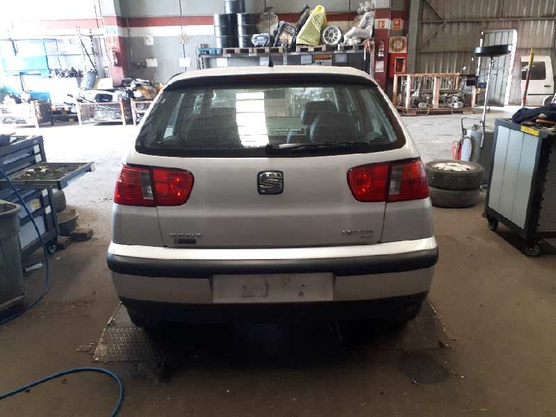 seat ibiza (6k1) del año 1999