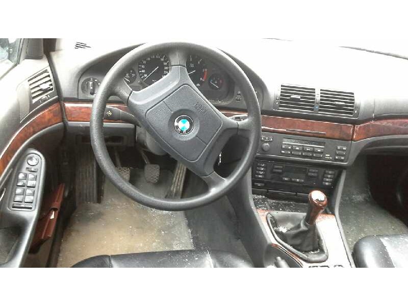 bmw serie 5 berlina (e39) del año 1996
