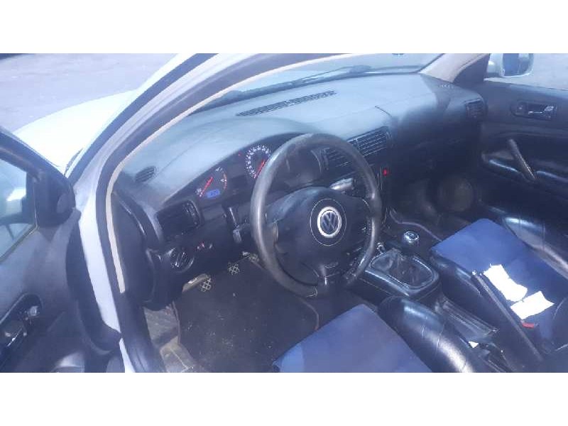 volkswagen passat berlina (3b2) del año 1999