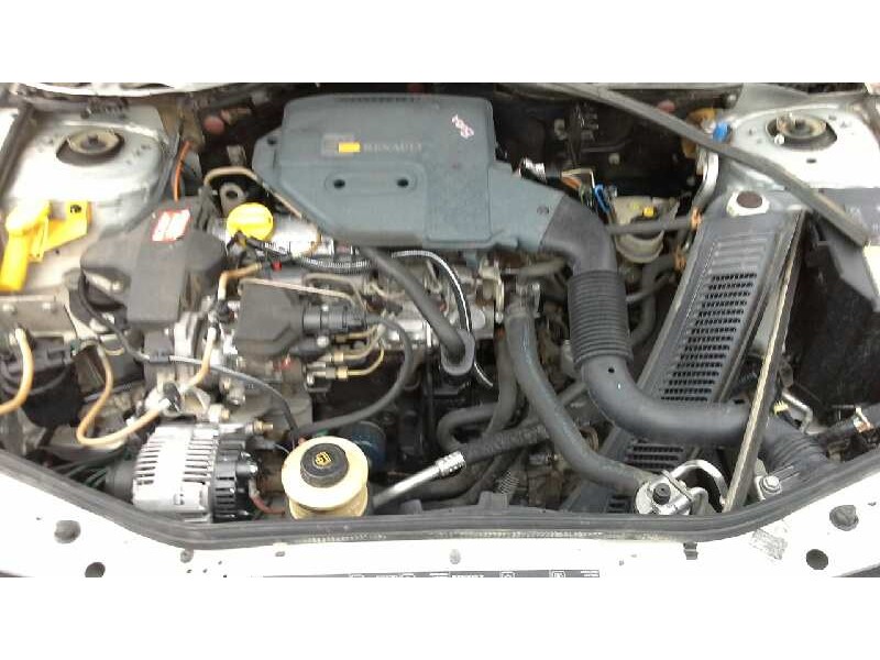 renault megane i classic (la0) del año 2000