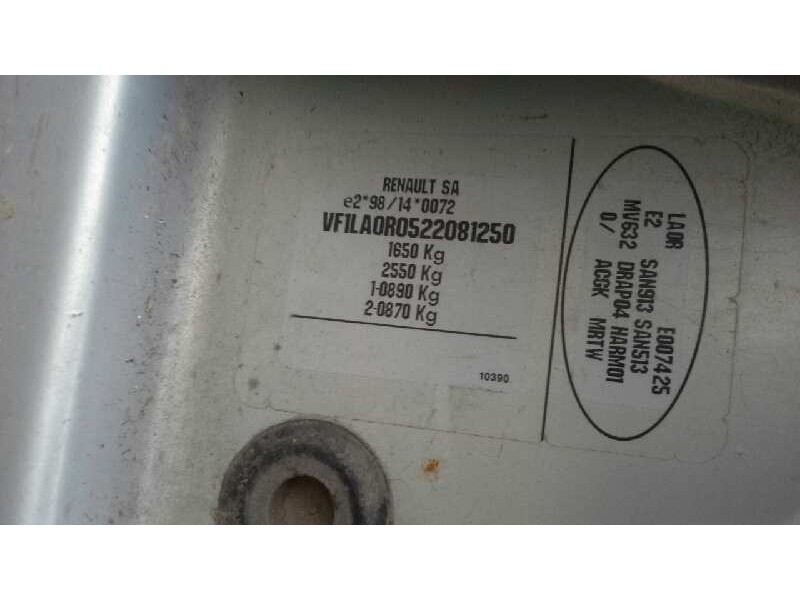 renault megane i classic (la0) del año 2000