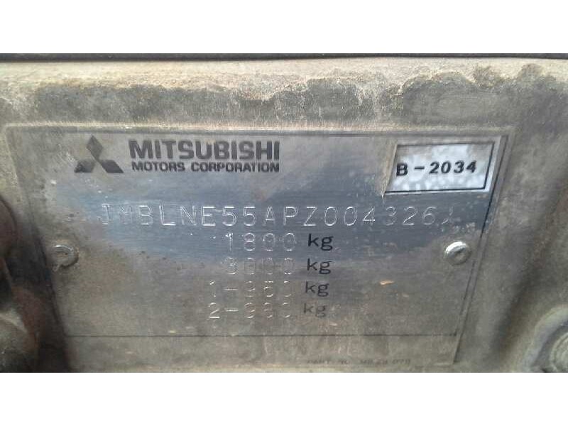 mitsubishi galant berlina (e50) del año 1994