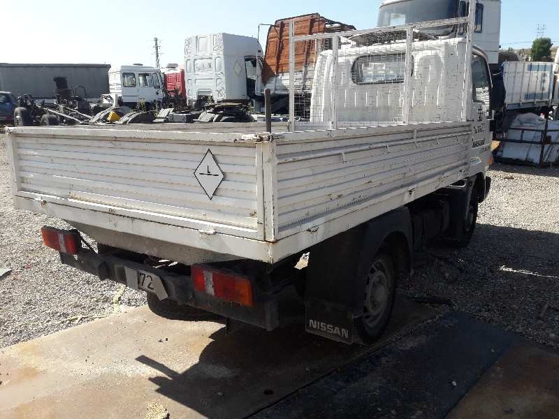 nissan cabstar e del año 1999