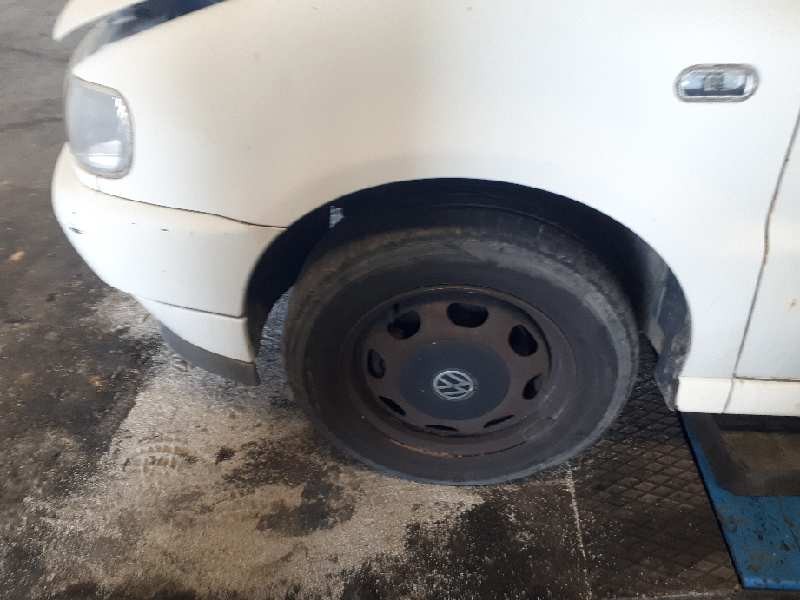 volkswagen polo berlina (6n1) del año 1997