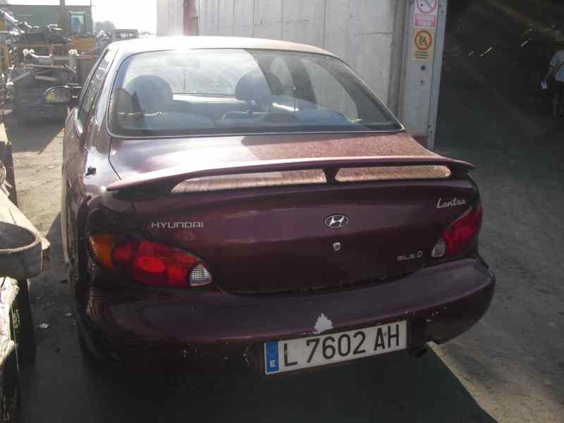 hyundai lantra berlina (rd) del año 1998