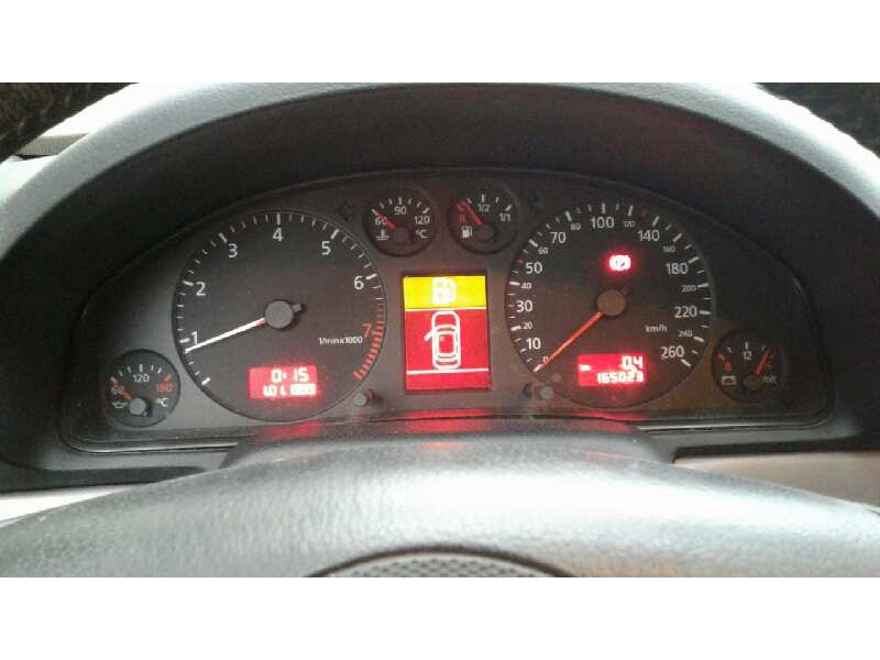 audi a4 berlina (b5) del año 2000