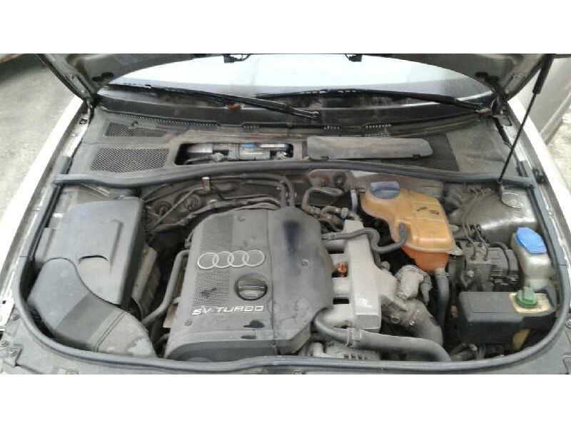audi a4 berlina (b5) del año 2000