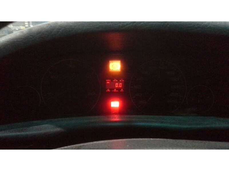 audi a6 berlina (c4) del año 1997