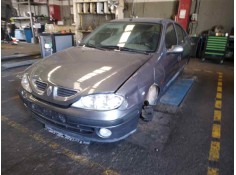 renault megane i fase 2 berlina (ba0) del año 2000