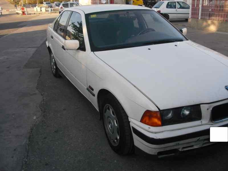 bmw serie 3 berlina (e36) del año 1996