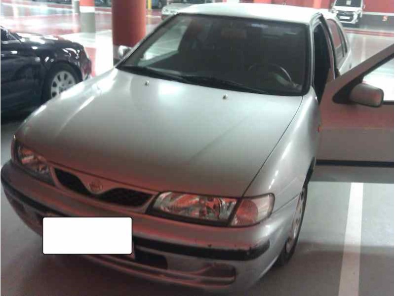 nissan almera (n15) del año 2000