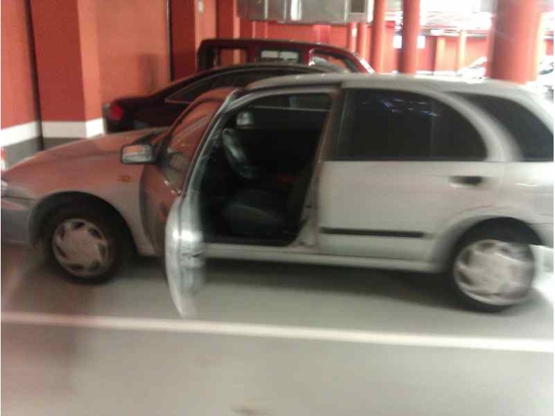 nissan almera (n15) del año 2000