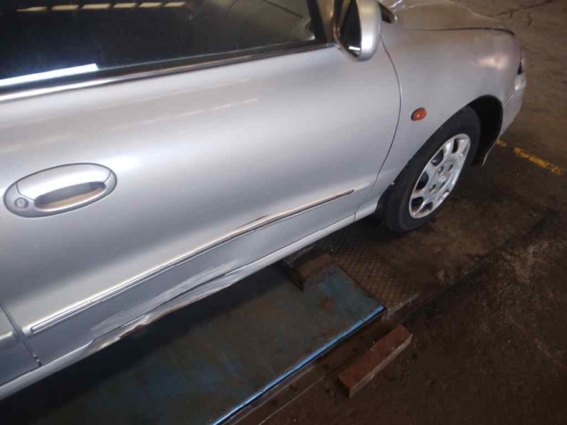 hyundai lantra berlina (rd) del año 2000