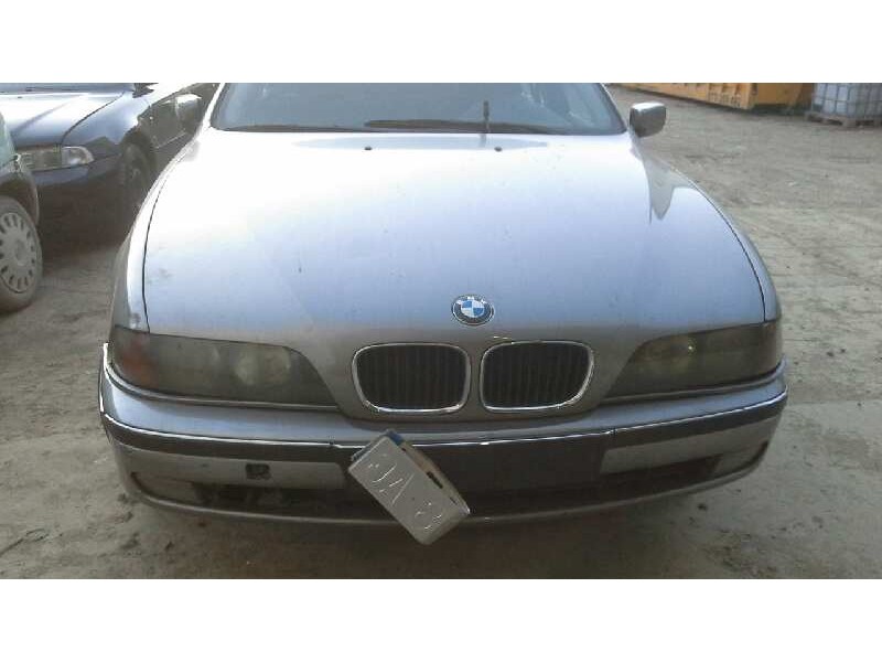 bmw serie 5 berlina (e39) del año 1999