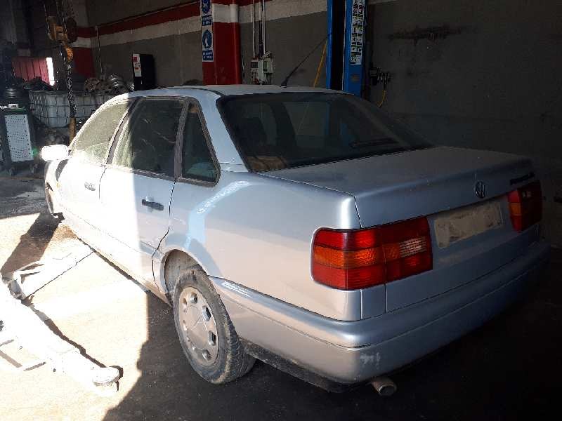 volkswagen passat berlina (3a2) del año 1995