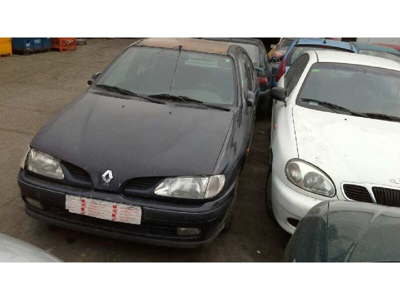 renault megane i berlina hatchback (ba0) del año 1996
