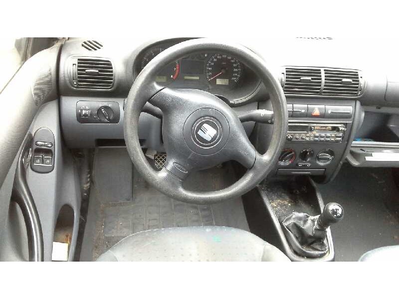 seat toledo (1m2) del año 1999